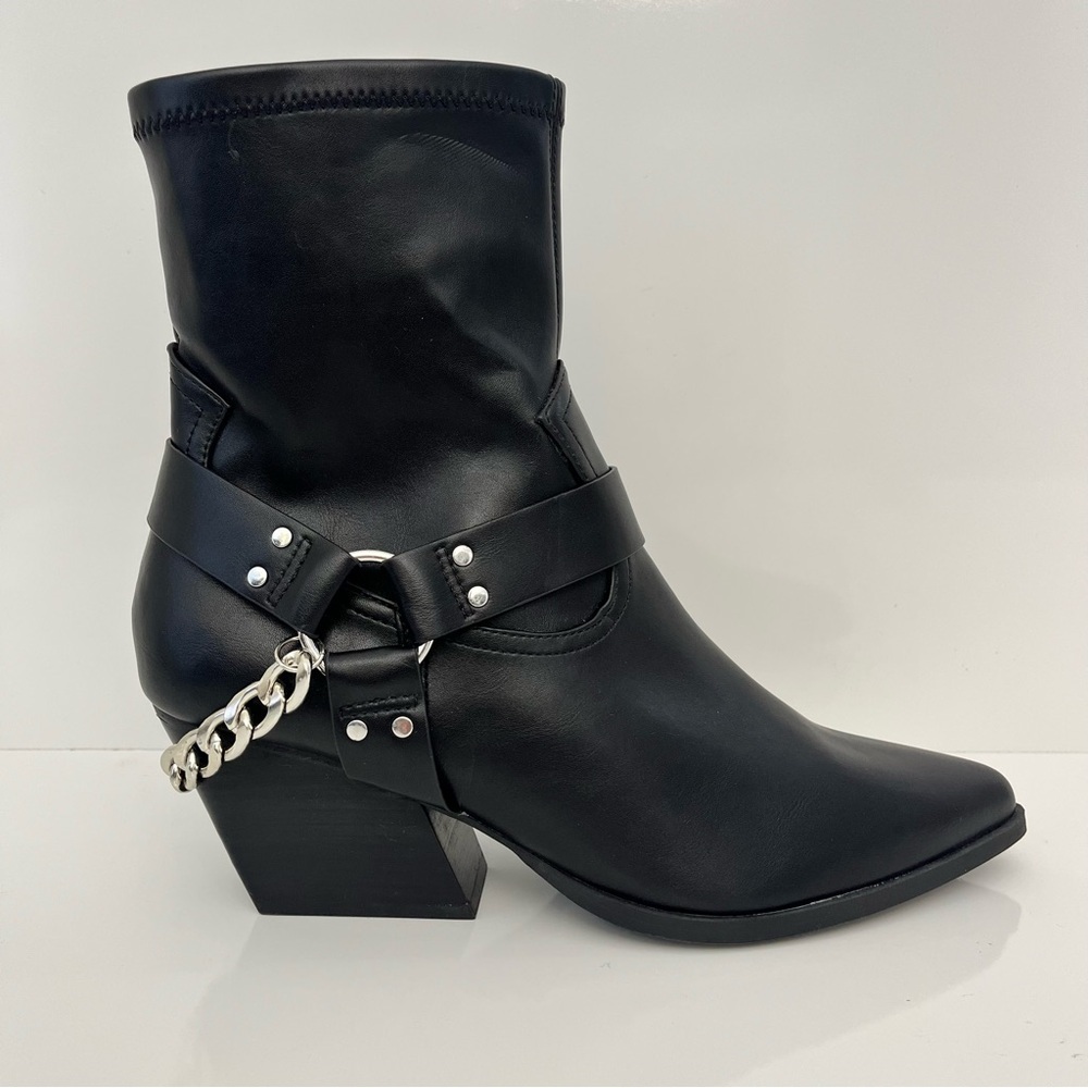 DV by Dolce Vita Keeler Harness Moto Chain Ankle Boots Black Pointed Toe Size 11